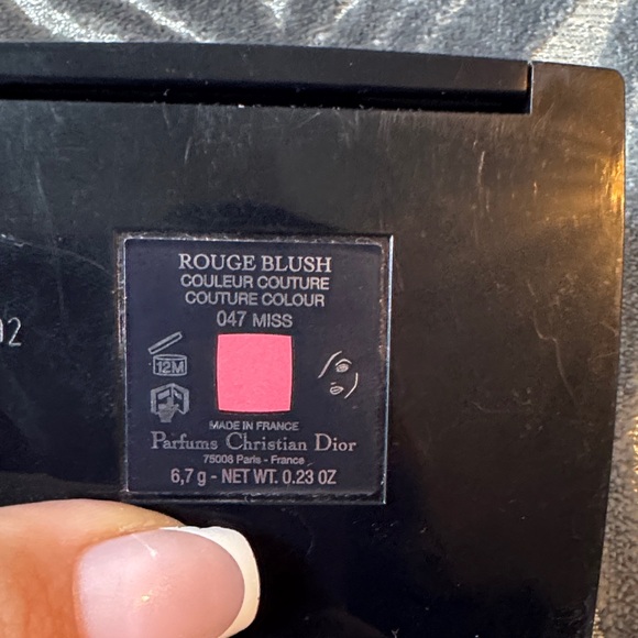 Dior Radiant Pink Blush with Applicator - Picture 2 of 2